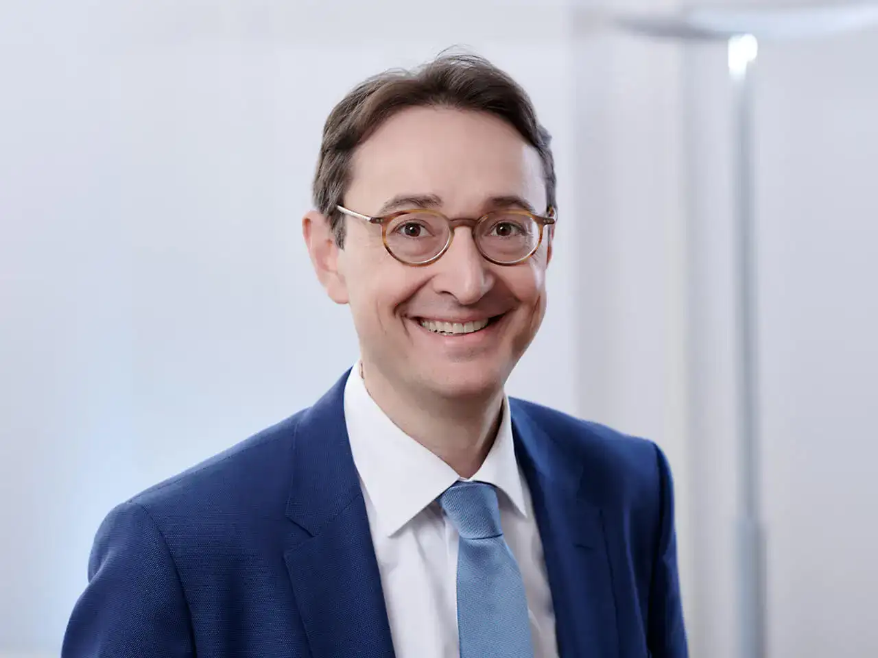 Dr.-Ing. Philipp Walter, LL.M.